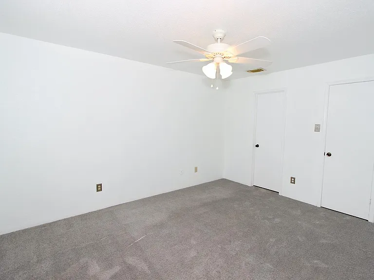 10639 Braes Bend Dr — Photo 8