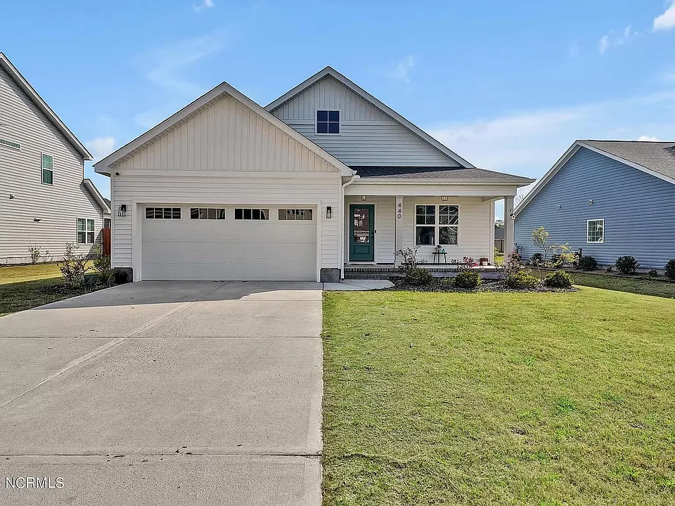 440 Pebble Shore Dr