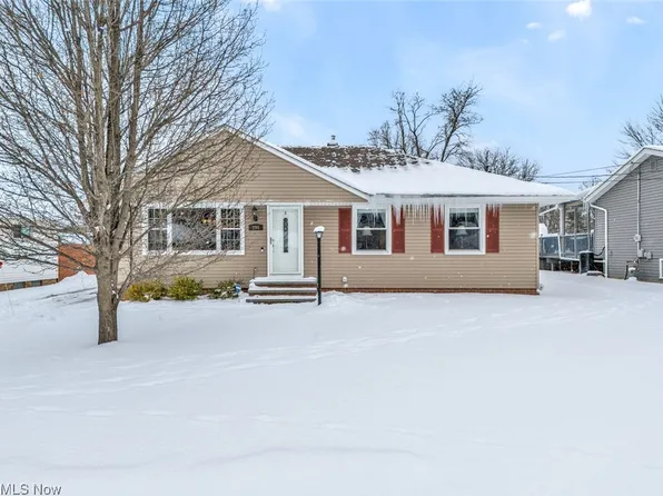 290 Lowrie Blvd, Northfield, OH 44067
