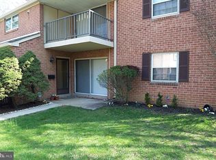 13 Old Forge Xing, Devon, PA 19333