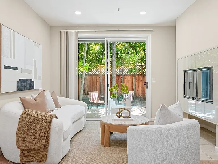 902 Sunrose Ter #104 — Photo 10