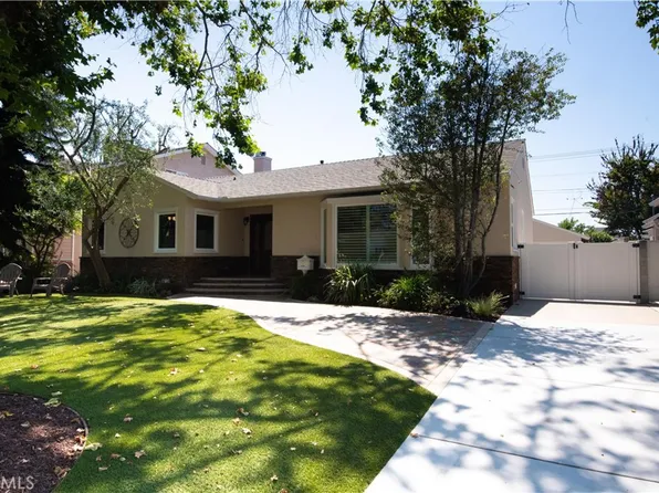 4233 Heather Rd, Long Beach, CA 90808