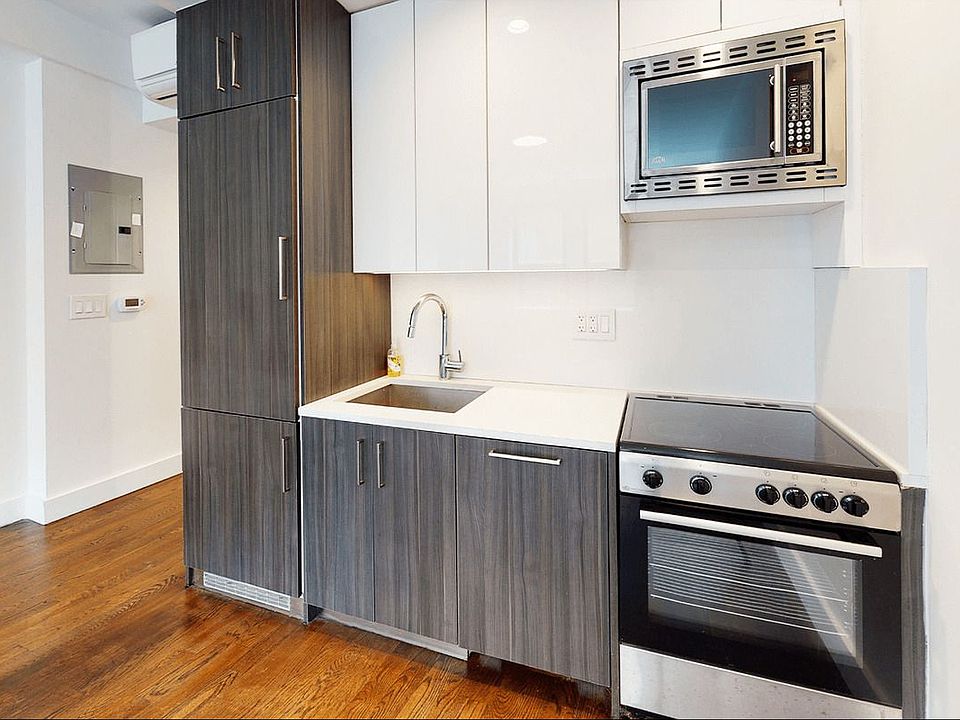 1st image of 666 W End Ave APT 4I