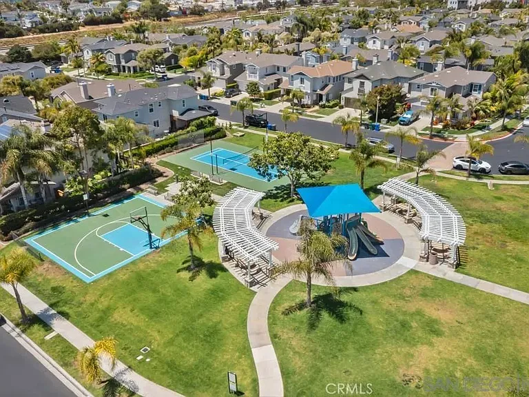 646 Sandside Ct — Photo 19