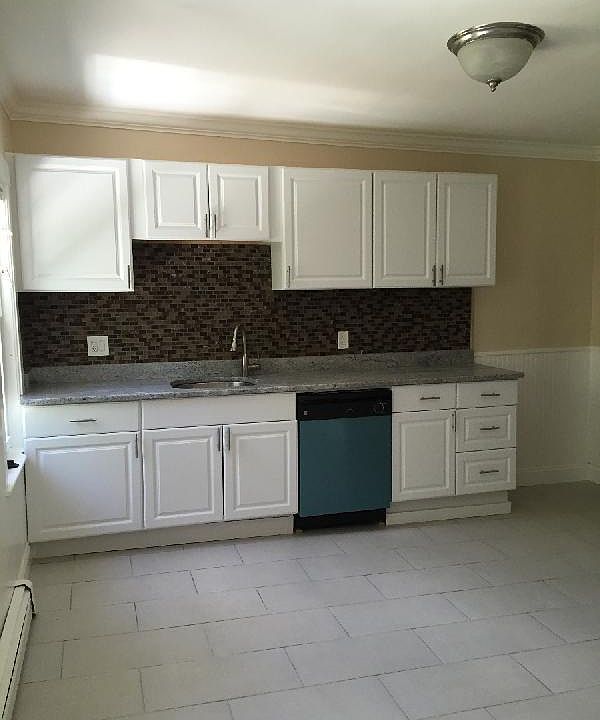 2nd image of 4983 Washington St #1CRG