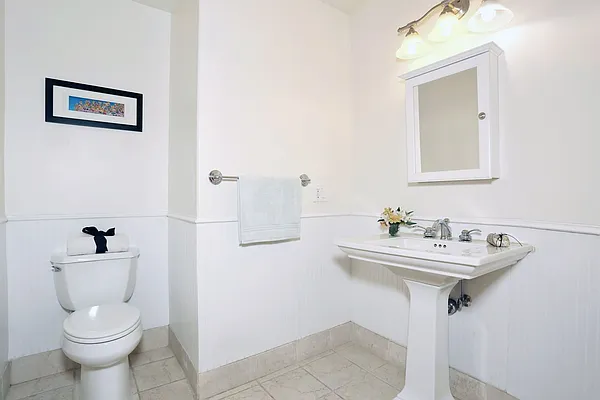 Sold by Weichert/Exchange Place | media 15