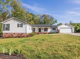 1514 Clement Rd, Greer, SC 29650