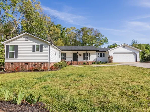 1514 Clement Rd, Greer, SC 29650