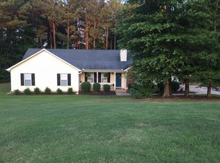 1410 Ericas Pointe Dr, Winder, GA 30680