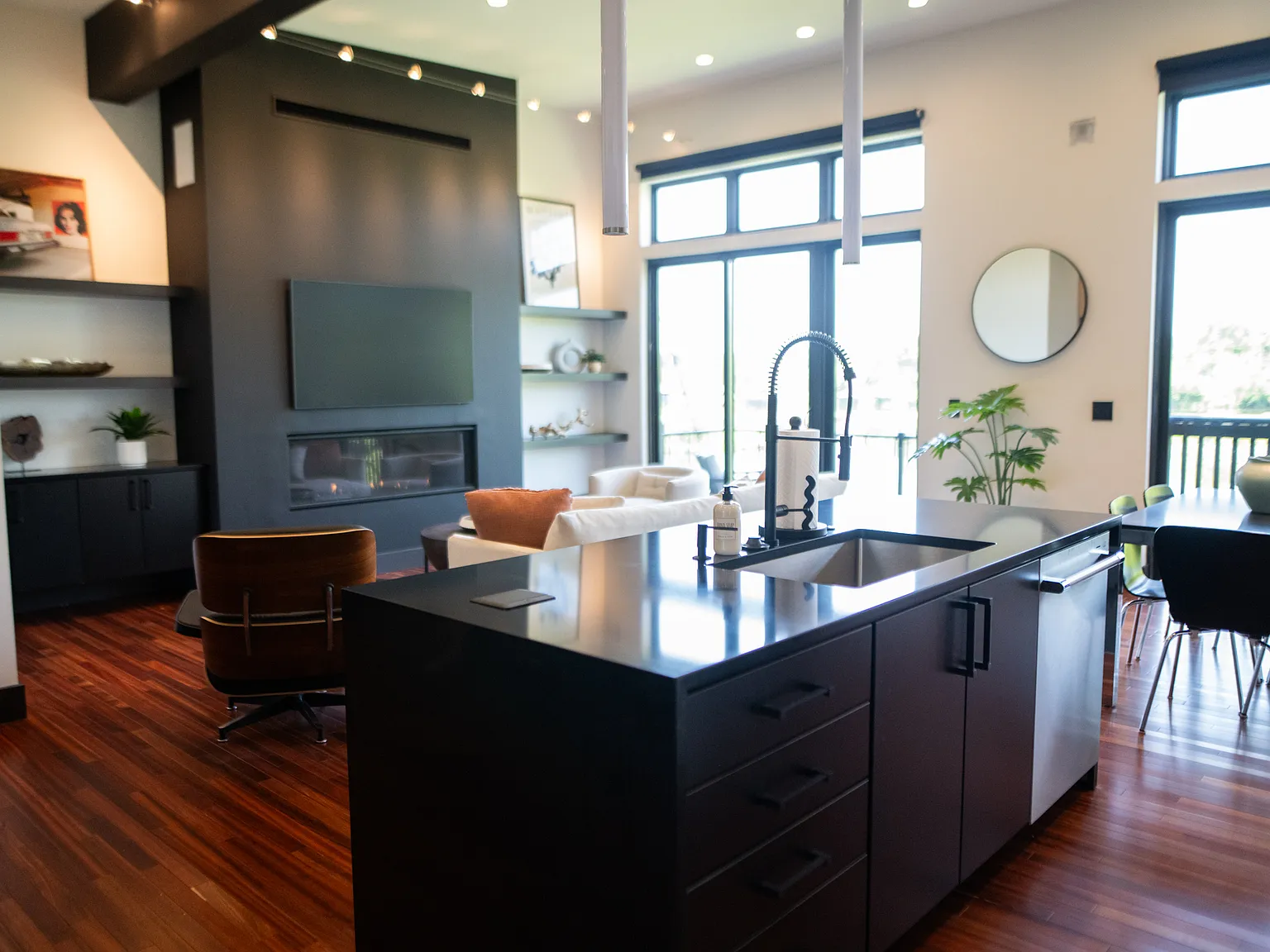 1 bed, 1.5 bath, 1144 sqft, $3,255 — Photo 3