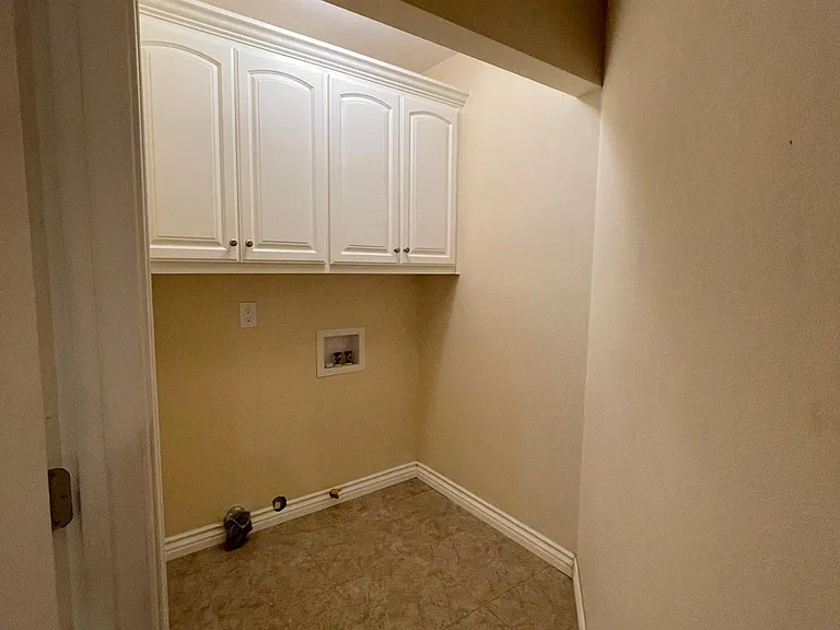 11909 Excelsior Dr — Photo 12