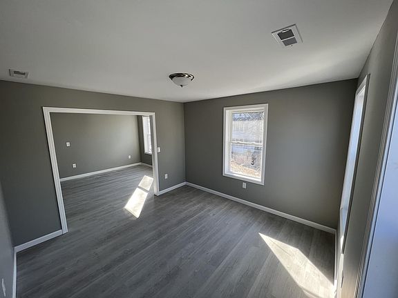 Entryway / Bonus Room