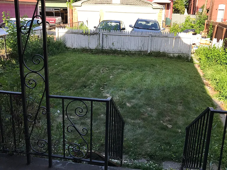 317 S Evaline St #1B — Photo 13