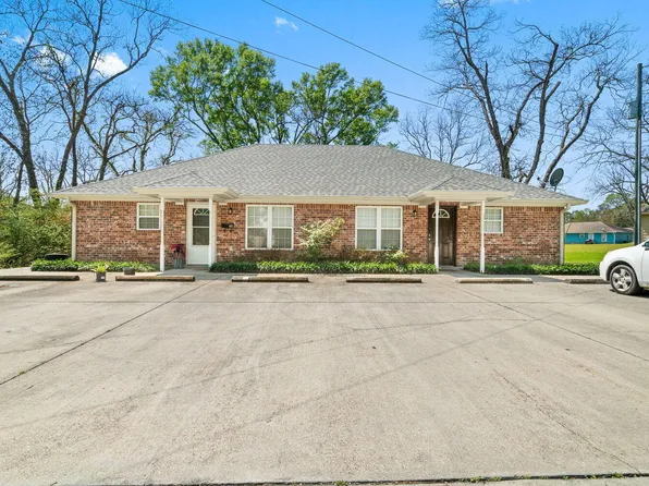 600 & 602 Main St, Ellisville, MS 39437