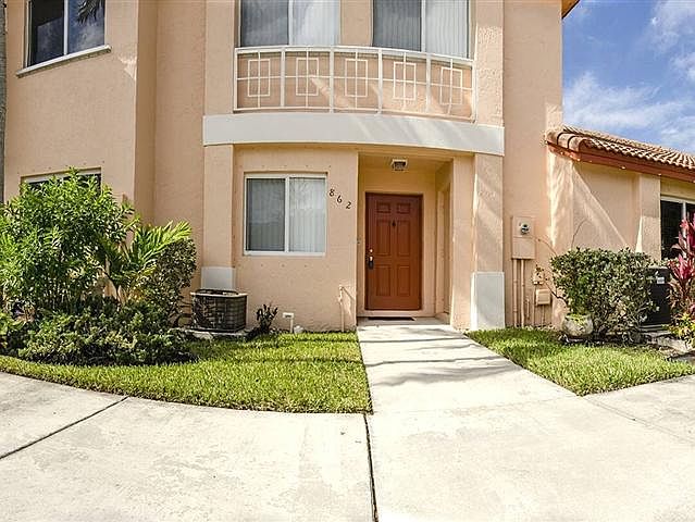 1st image of 862 NW 208th Ter