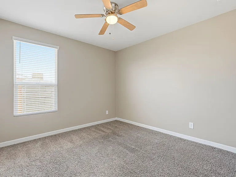 38213 W San Clemente St — Photo 18