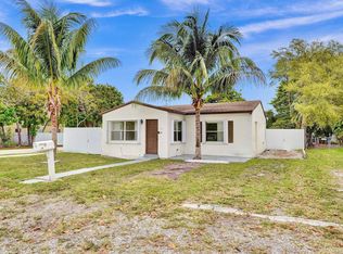 2447 Thomas St, Hollywood, FL 33020