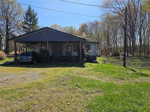 4th image of 1040 Barger Rd