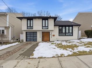 32 Luhman Ter, Secaucus, NJ 07094