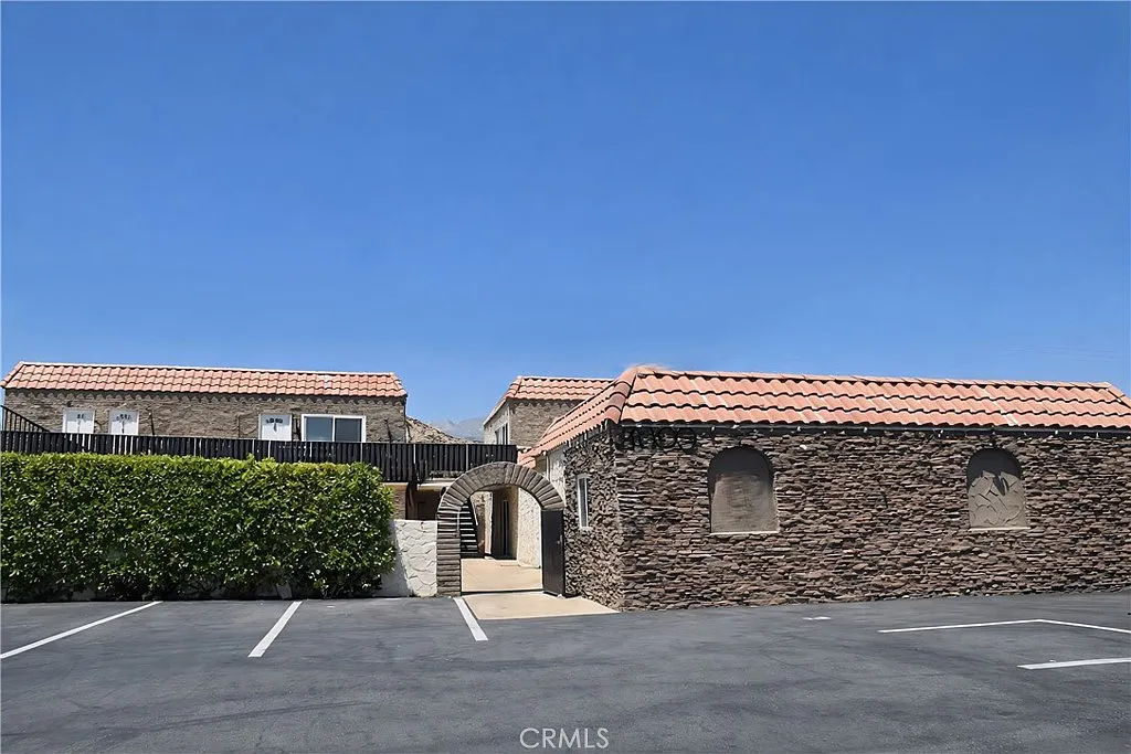 1 bed, 700 sqft, $1,595 — Photo 4