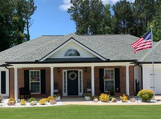 595 Cantebury Ln, Winder, GA 30680