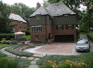 15489 Brewster Rd, East Cleveland, OH 44112