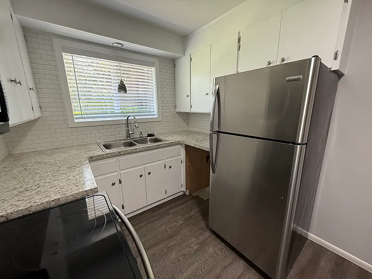 530 E Center St #2 — Photo 7