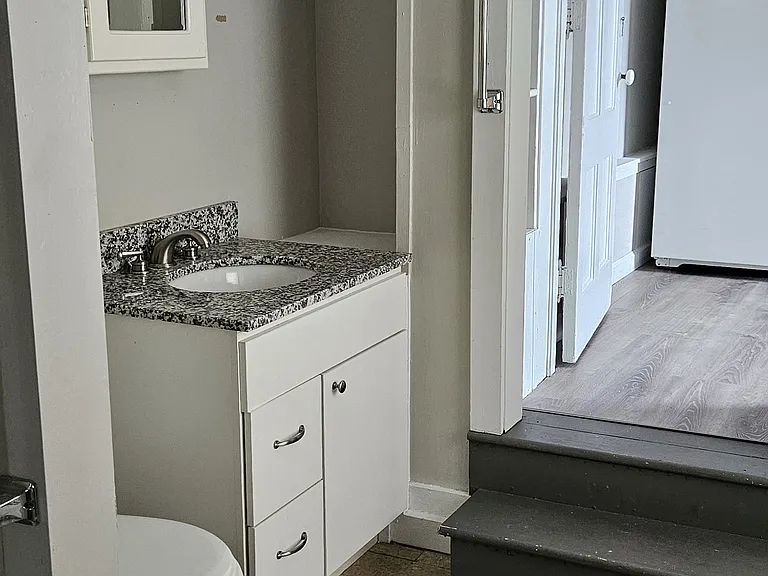 45 Pleasant St #2 — Photo 7