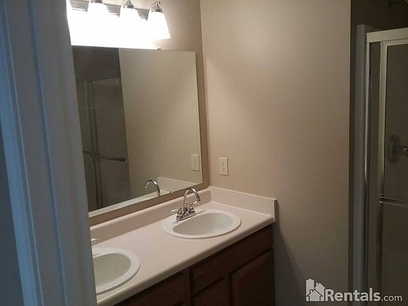 Double vanity walk in shower