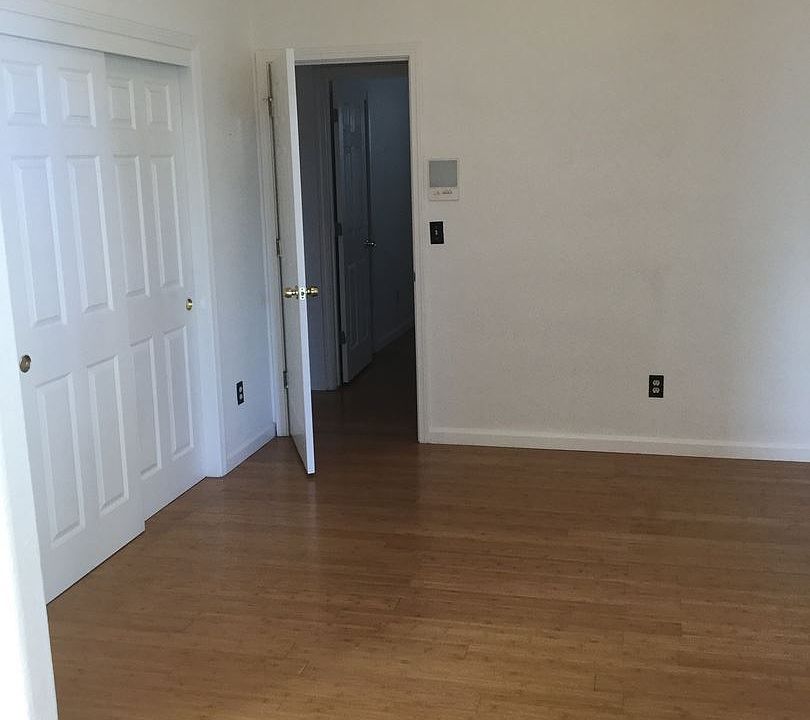 1st image of 4655 N Olive Ave