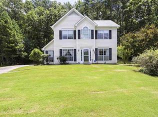 124 Carriage Dr, Maylene, AL 35114
