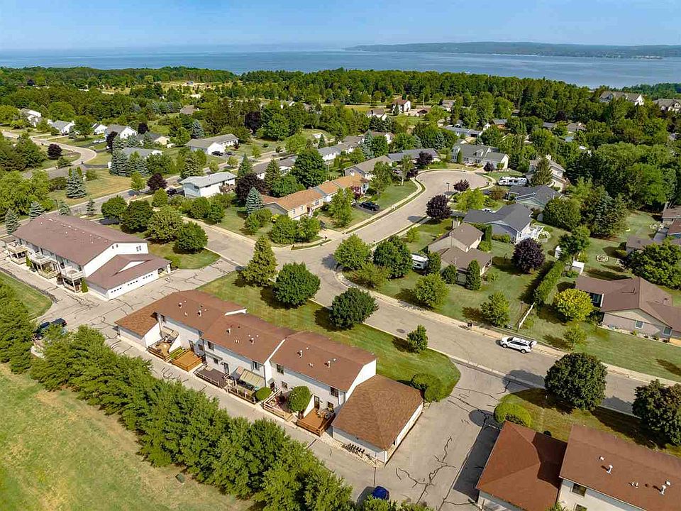815 Hayner Dr, Petoskey, MI 49770 MLS 468952 Zillow