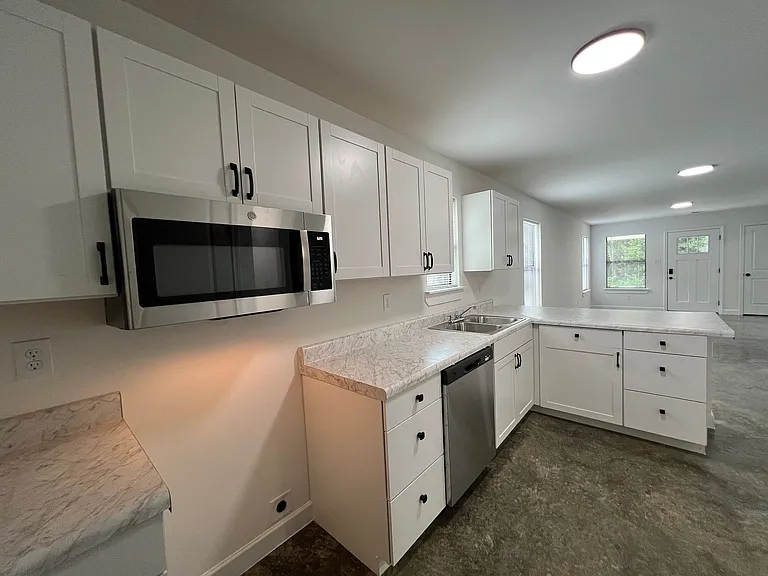 932 Eyers Rd — Photo 5