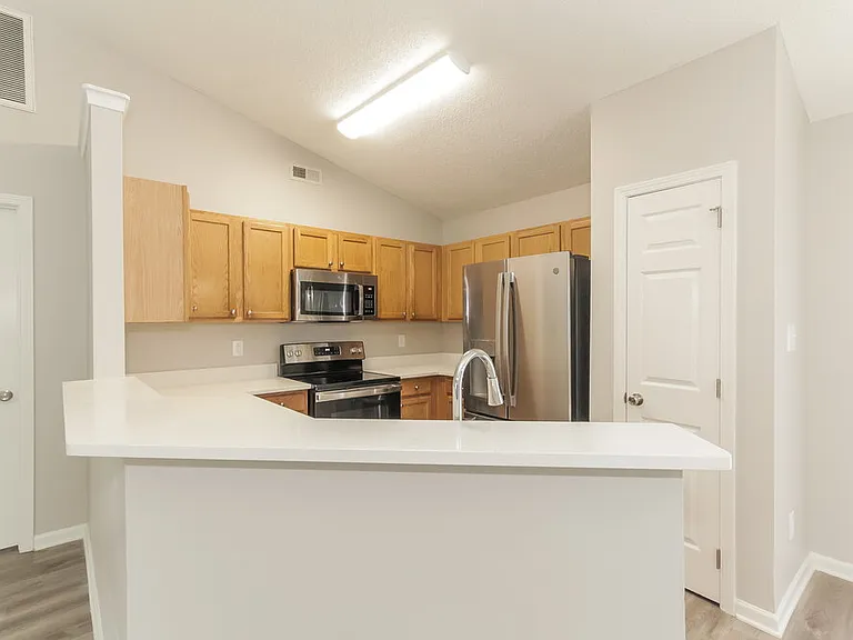 7218 Kavan Hunter Dr — Photo 7