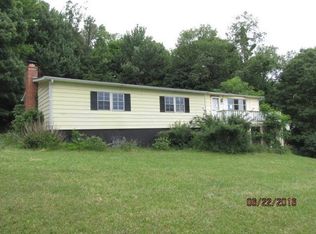 2278 Glencoe Rd, Fairhope, PA 15538