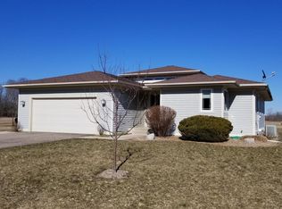 504 Lost Oak Ln, Watervliet, MI 49098