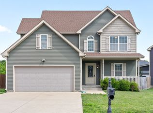 523 Falkland Cir, Clarksville, TN 37042