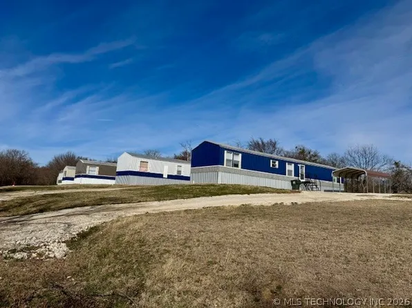 744 N Kemp St, Kingston, OK 73439
