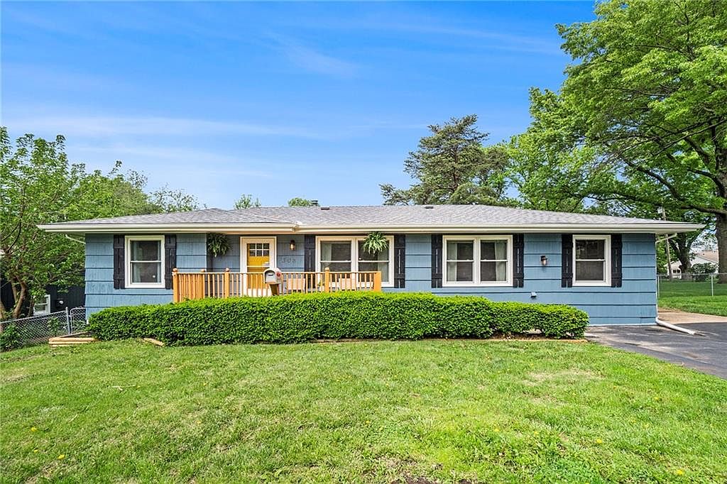 308 SW Highland St, Lees Summit, MO 64063 | Zillow