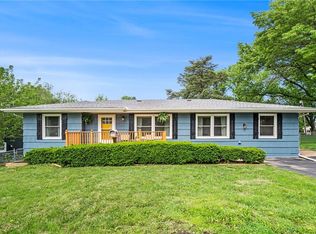 308 SW Highland St, Lees Summit, MO 64063