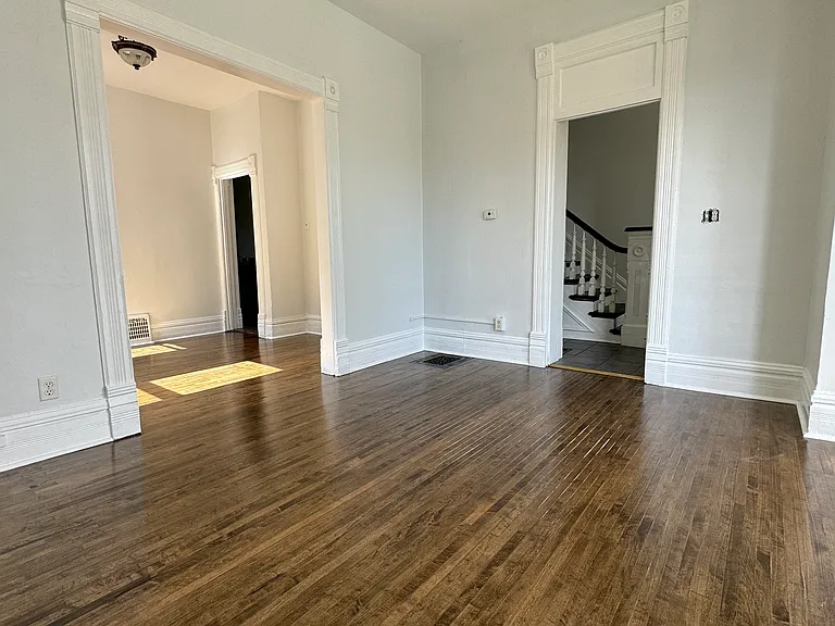 300 Douglas Ave #300 — Photo 8