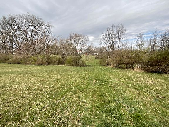 3rd image of 123 Apperson Hts