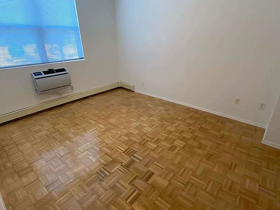 5th image of 18-15 27th Ave #2F