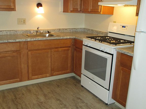 4th image of 5609 Tompkins Ave #A2