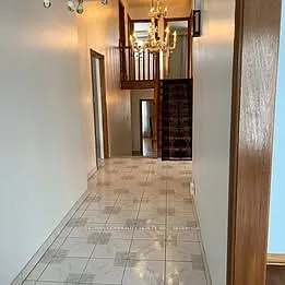 57 Corinthian Blvd — Photo 3