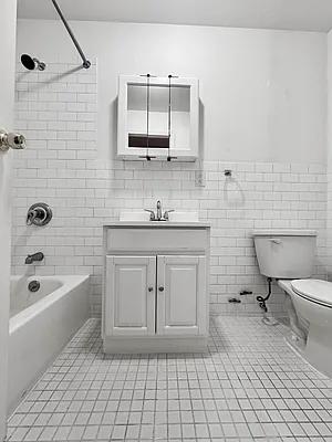 Rented by Coda Real Estate NYC | media 10