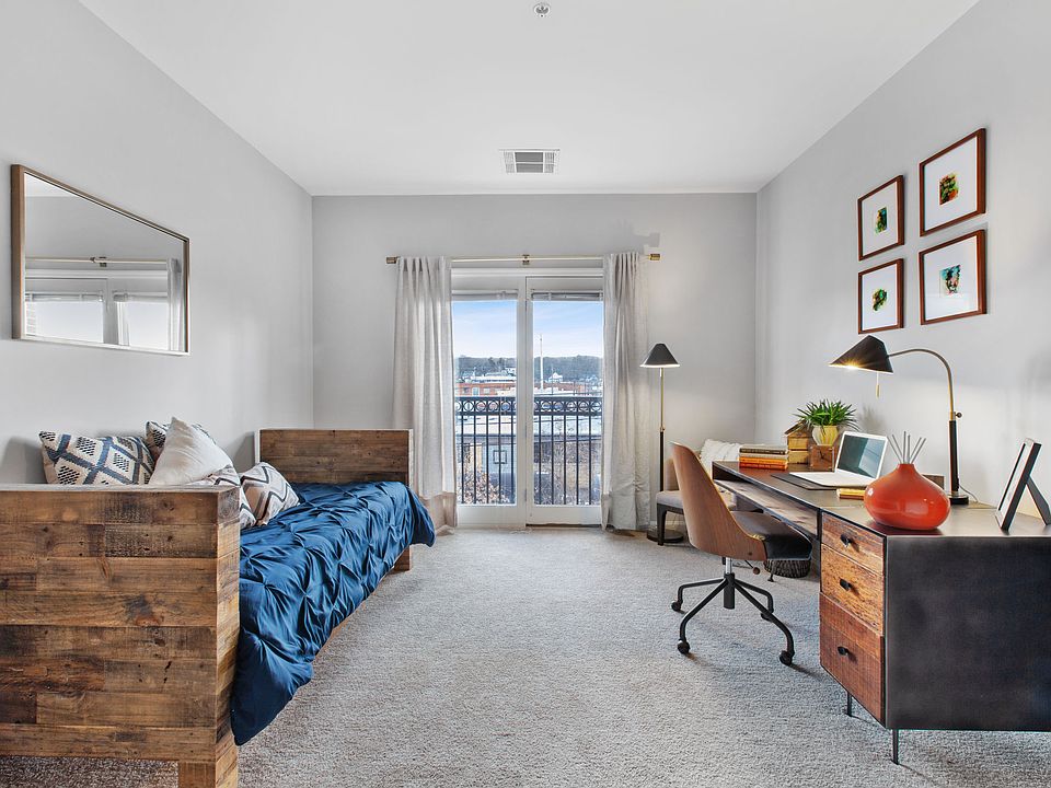 The Brownstones at Englewood South Apartment Rentals Englewood, NJ
