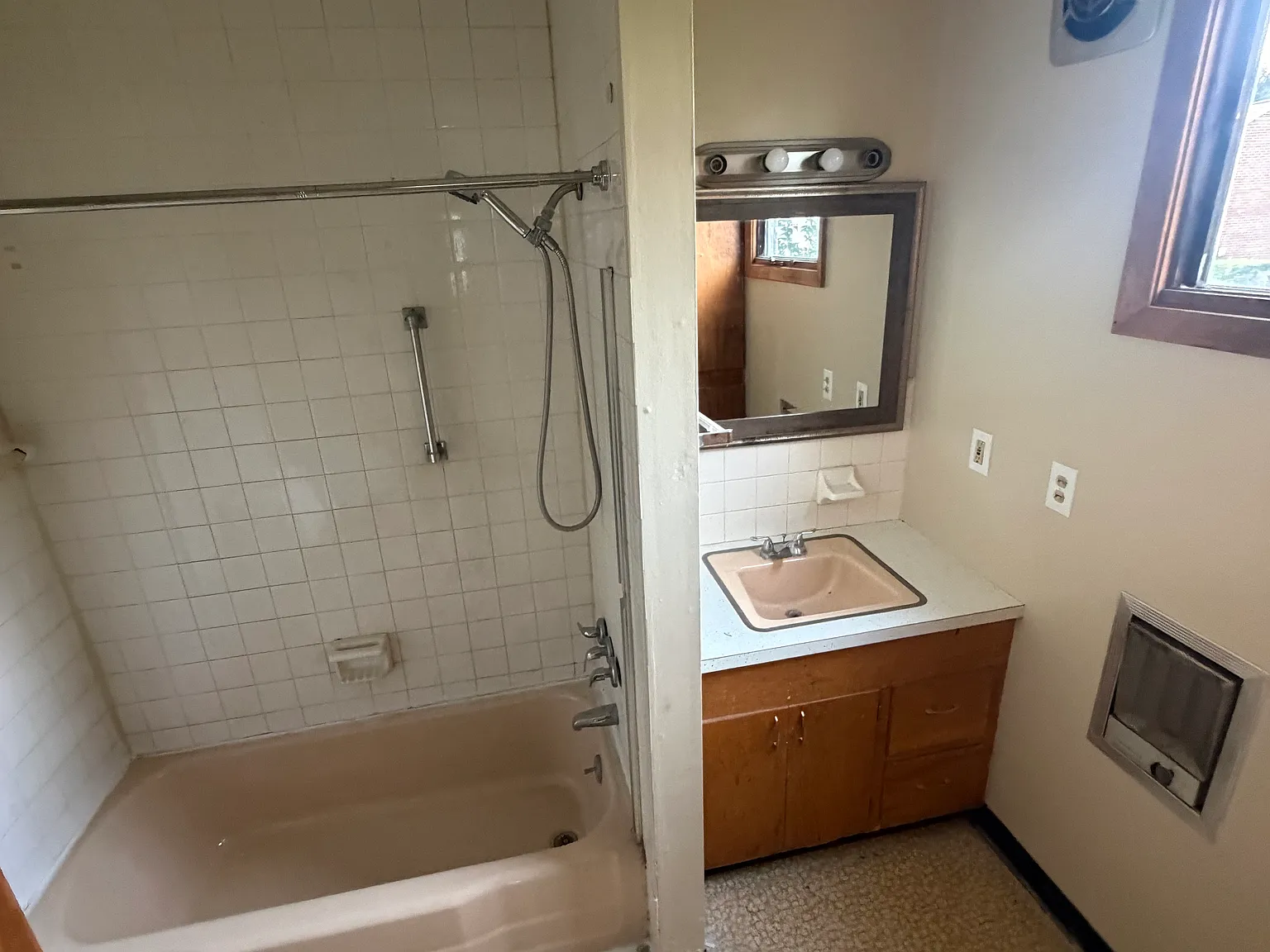 4 bed, 1514 sqft, $1,250 — Photo 4