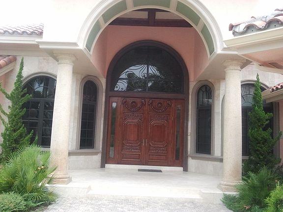 3rd image of 16275 Vintage Oaks Ln