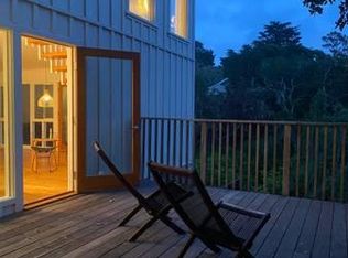 Torres Se 9th, Carmel By The Sea, CA 93921